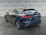 2023 Kia Forte5 EX IVT image 3