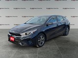 2023 Kia Forte5 EX IVT image 1