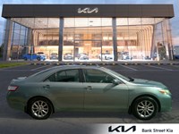 2011 Toyota Camry Hybrid 4dr Sdn