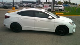 2020 Hyundai Elantra Preferred w/Sun & Safety Package IVT