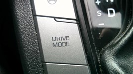 2020 Hyundai Elantra Preferred w/Sun & Safety Package IVT