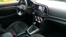 2020 Hyundai Elantra Preferred w/Sun & Safety Package IVT