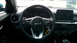 2022 Kia Forte EX IVT