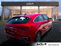 2023 Kia Forte5 5 EX IVT
