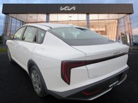 2025 Kia K4 LX FWD