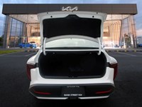 2025 Kia K4 LX FWD