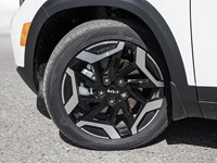 2025 Kia Seltos SX AWD w/Brown Interior