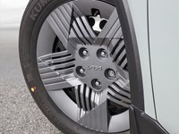 2025 Kia K4 LX FWD