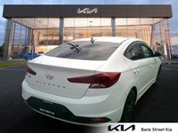 2020 Hyundai Elantra Preferred w/Sun & Safety Package IVT