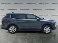 2025 Mitsubishi Outlander ES S-AWC