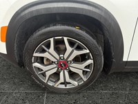 2022 Kia Seltos SX Turbo AWD w/Black Interior