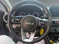 2023 Kia Forte EX Premium IVT