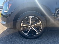 2023 Kia Niro EX Premium FWD