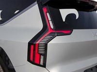 2026 Kia EV9 Land w/Premium Package AWD