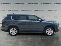 2025 Mitsubishi Outlander ES S-AWC