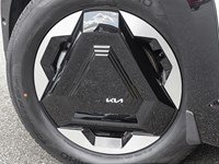 2026 Kia EV9 Land w/Premium Package AWD