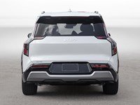 2026 Kia EV9 Land w/Premium Package AWD