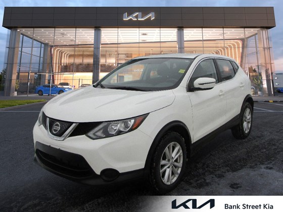 2018 Nissan Qashqai SV (CVT)