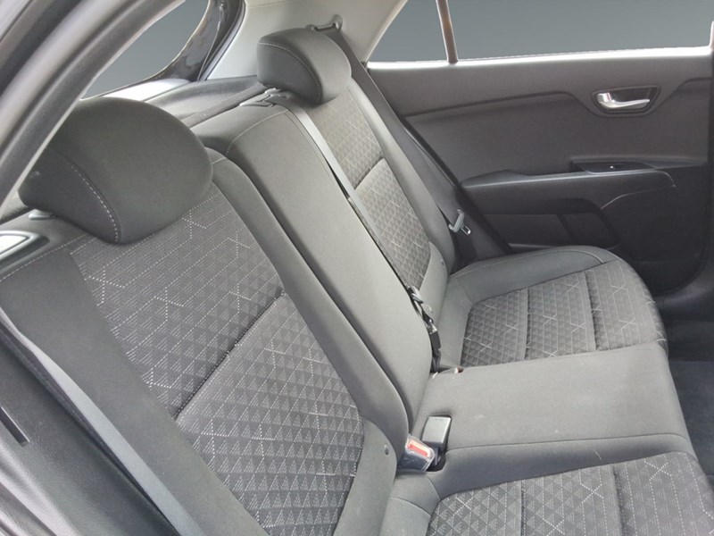 2022 Kia Rio LX Premium IVT