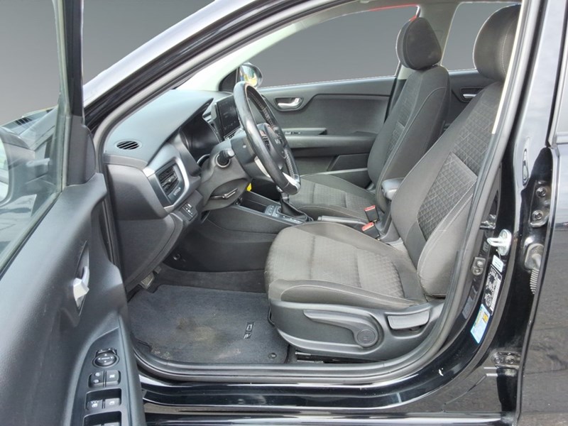 2022 Kia Rio LX Premium IVT