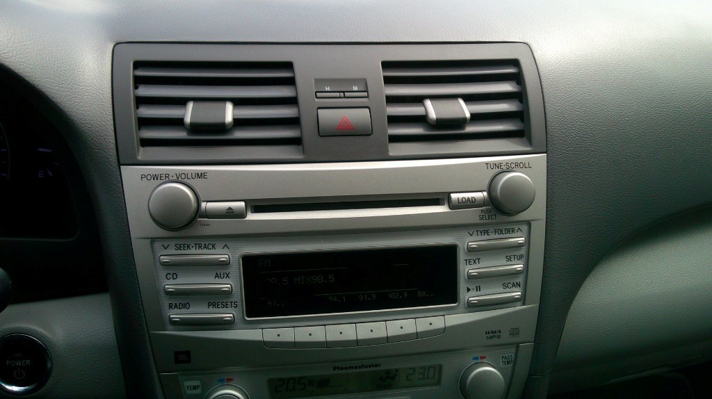 2011 Toyota Camry Hybrid 4dr Sdn
