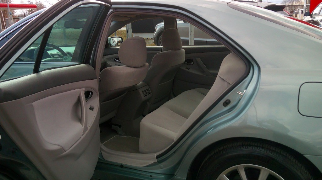 2011 Toyota Camry Hybrid 4dr Sdn