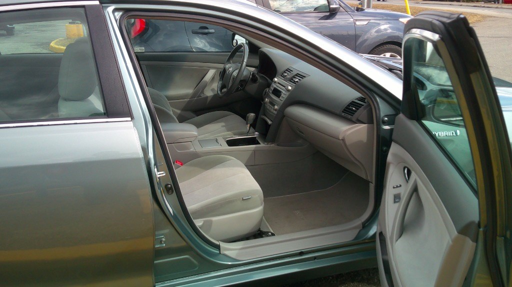 2011 Toyota Camry Hybrid 4dr Sdn