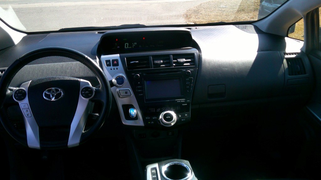 2013 Toyota Prius v 5dr HB
