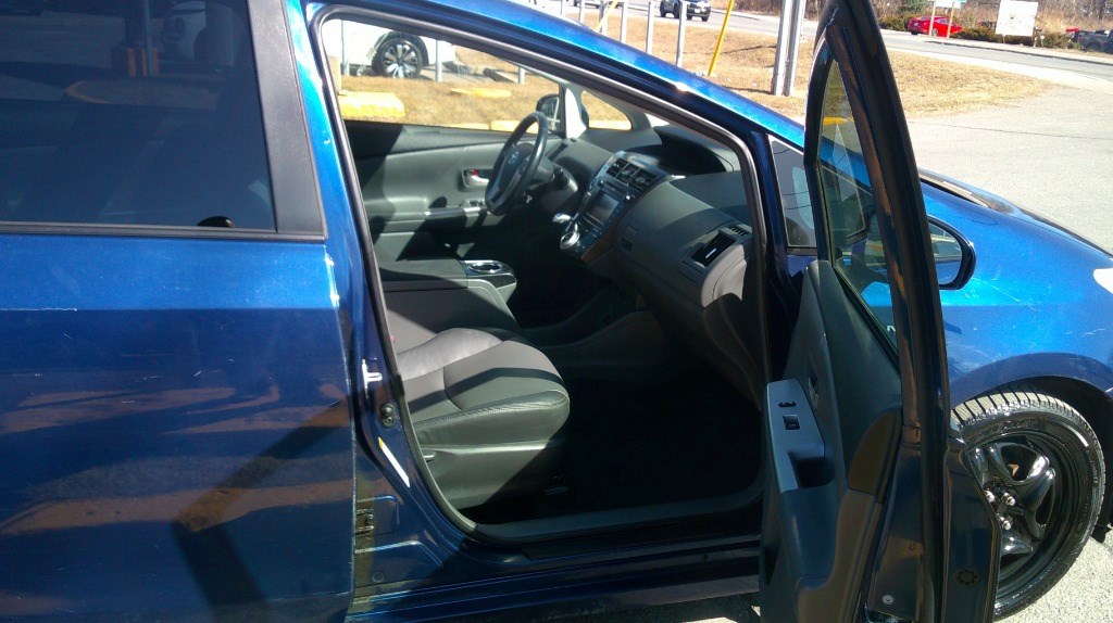 2013 Toyota Prius v 5dr HB