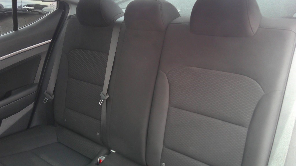 2020 Hyundai Elantra Preferred w/Sun & Safety Package IVT