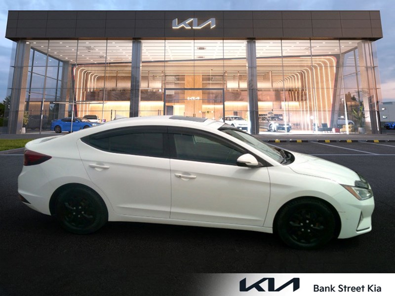 2020 Hyundai Elantra Preferred w/Sun & Safety Package IVT