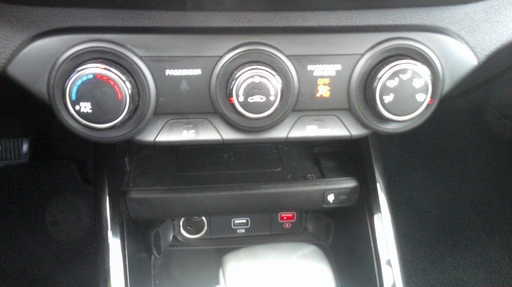 2022 Kia Forte EX IVT