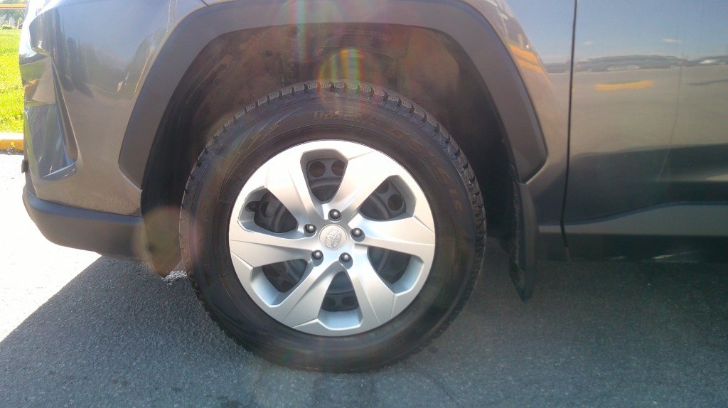 2022 Toyota RAV4 LE FWD