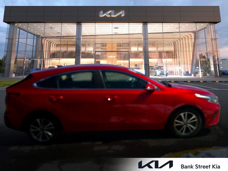 2023 Kia Forte5 5 EX IVT