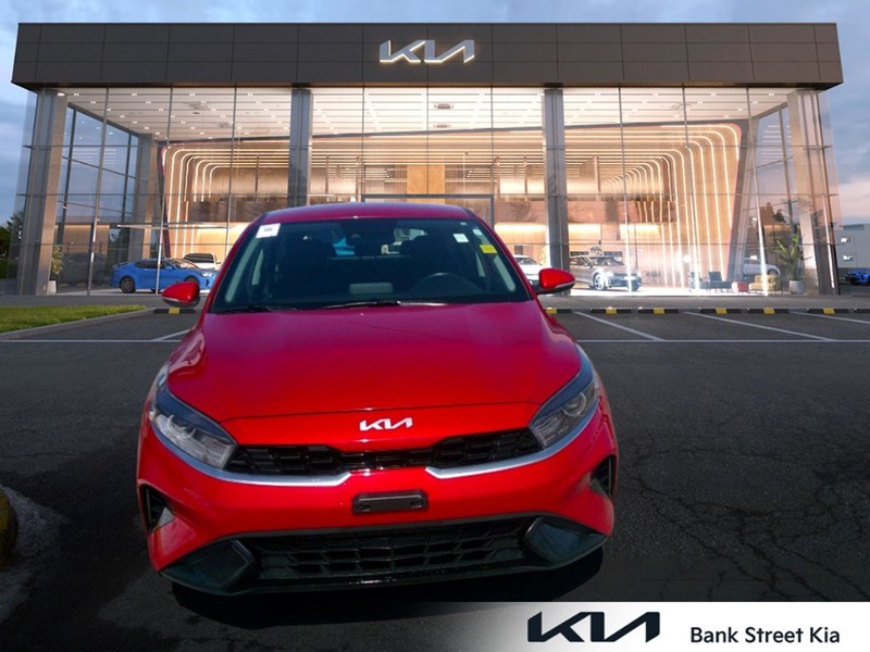 2023 Kia Forte5 5 EX IVT