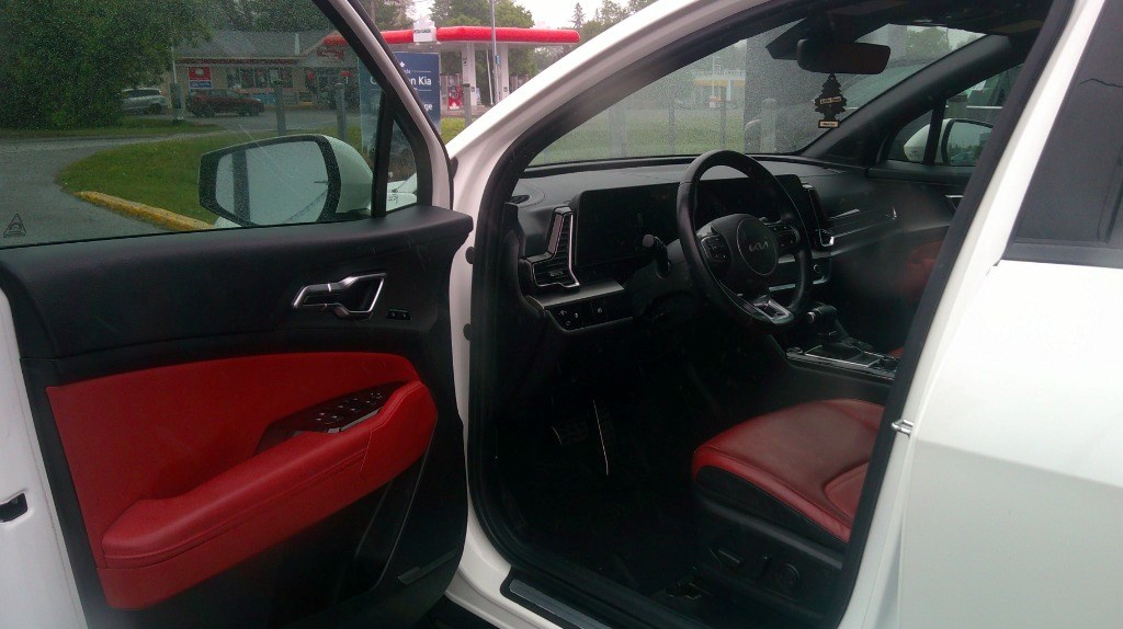 2023 Kia Sportage EX Premium AWD w/Red Interior