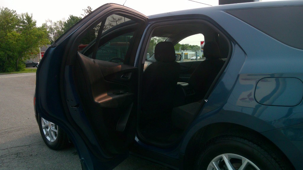 2024 Chevrolet Equinox AWD 4dr LT