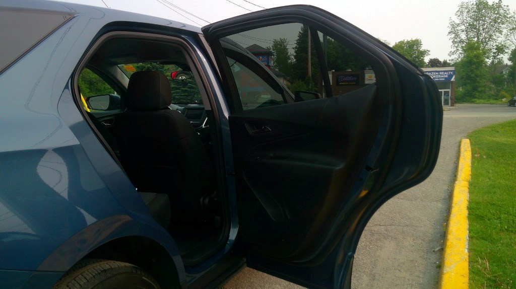 2024 Chevrolet Equinox AWD 4dr LT