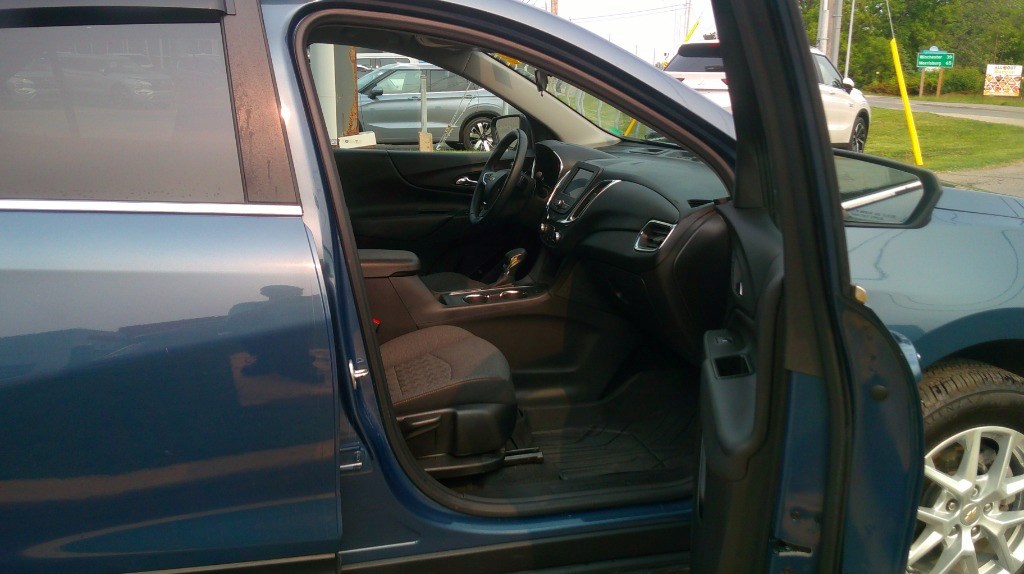2024 Chevrolet Equinox AWD 4dr LT