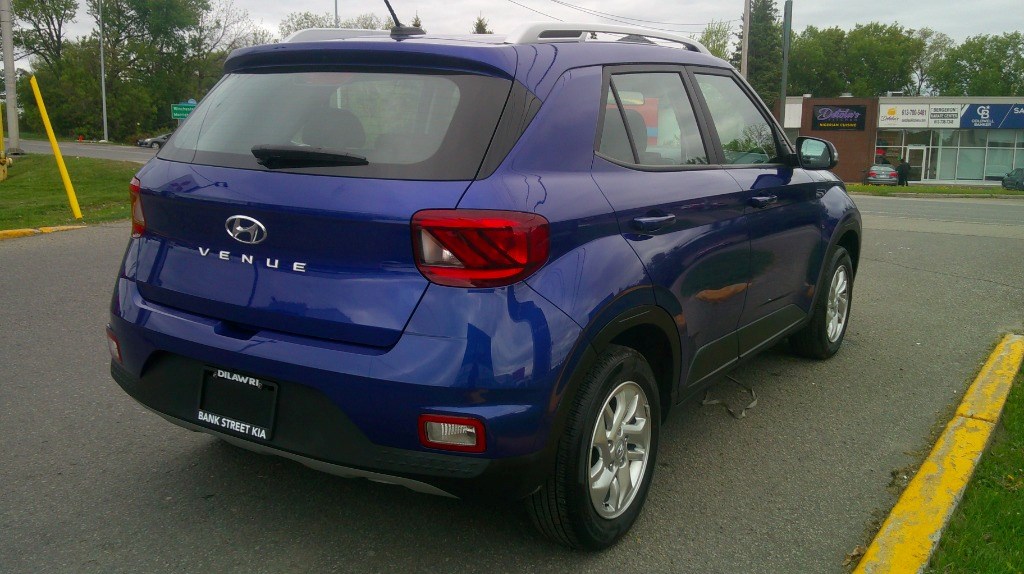 2024 Hyundai Venue Preferred IVT