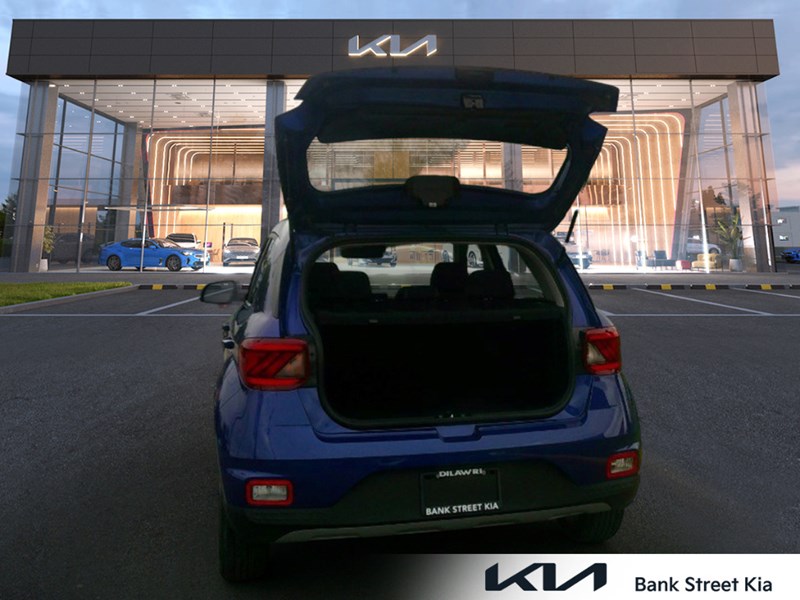 2024 Hyundai Venue Preferred IVT