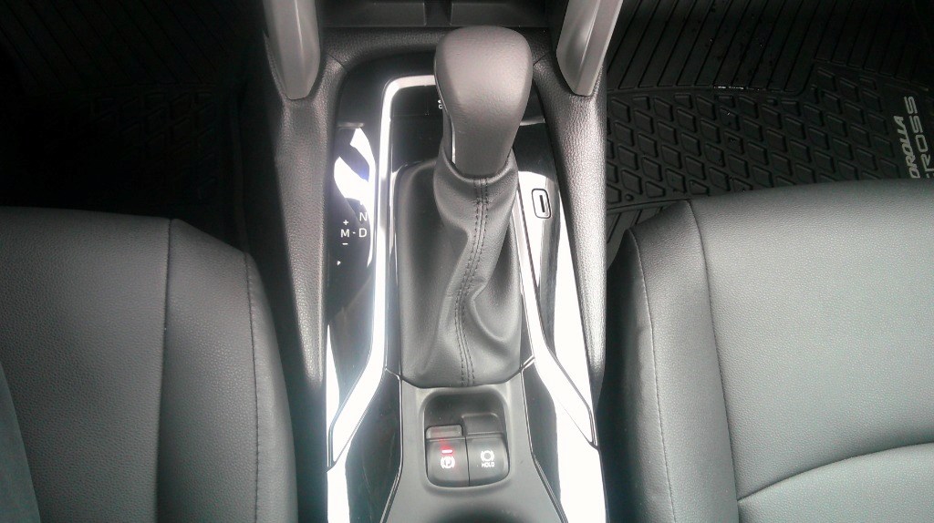 2024 Toyota Corolla Cross XLE AWD