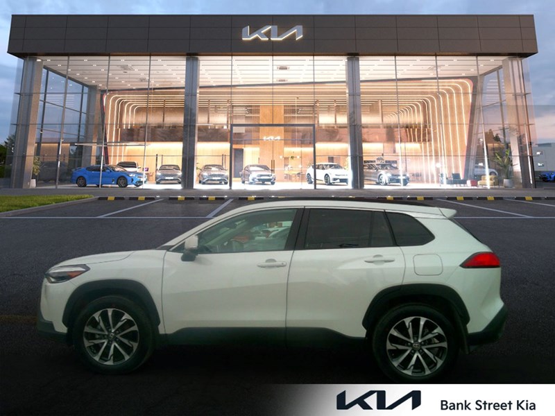 2024 Toyota Corolla Cross XLE AWD