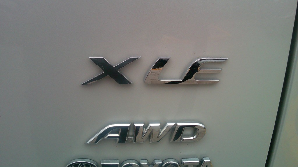2024 Toyota Corolla Cross XLE AWD