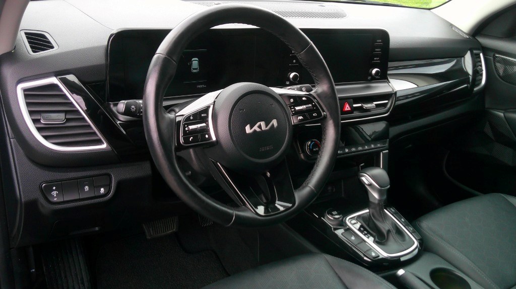2025 Kia Seltos EX AWD