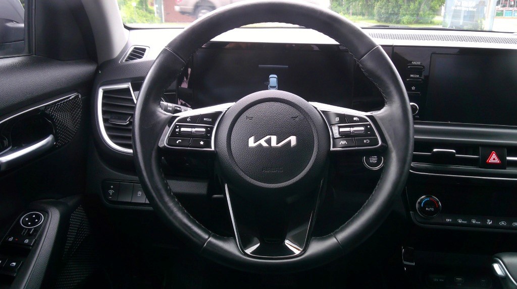 2025 Kia Seltos EX AWD