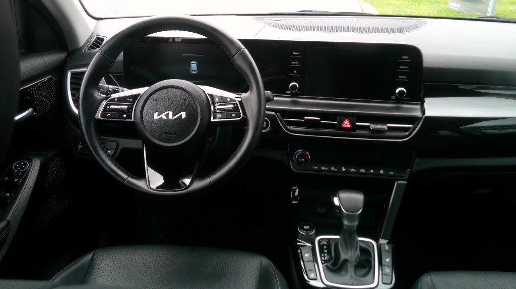 2025 Kia Seltos EX AWD