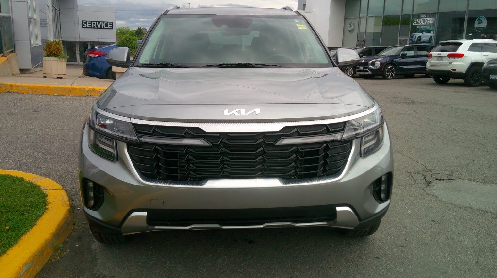 2025 Kia Seltos EX AWD