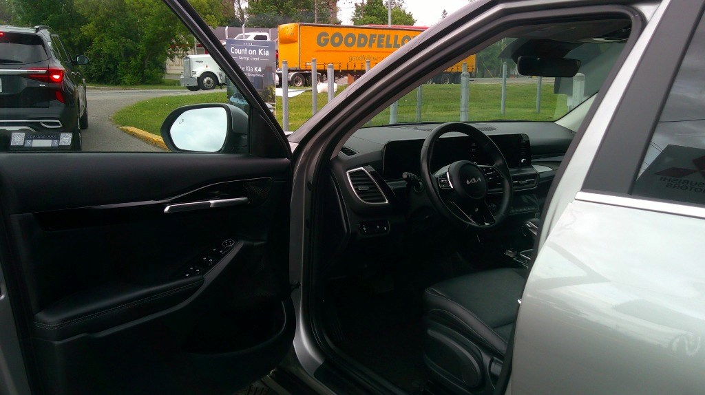 2025 Kia Seltos EX AWD