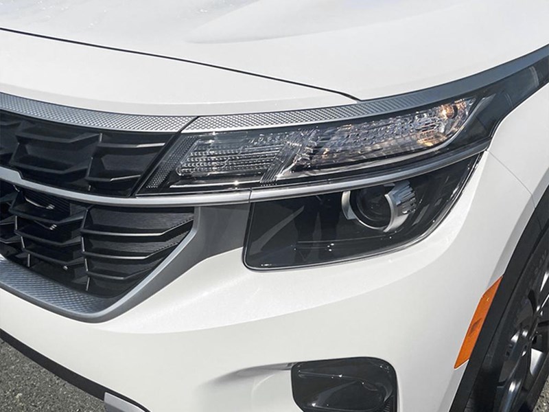 2025 Kia Seltos LX FWD